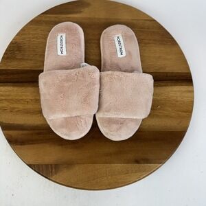 New Womens‎ Nordstrom Fuzzy Pink Casual Slide Slippers Size Medium 8-9 M NWOB